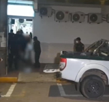 Investigan a 12 personas entre policías y civiles por la presunta tortura a un militar que falleció en Santa Cruz