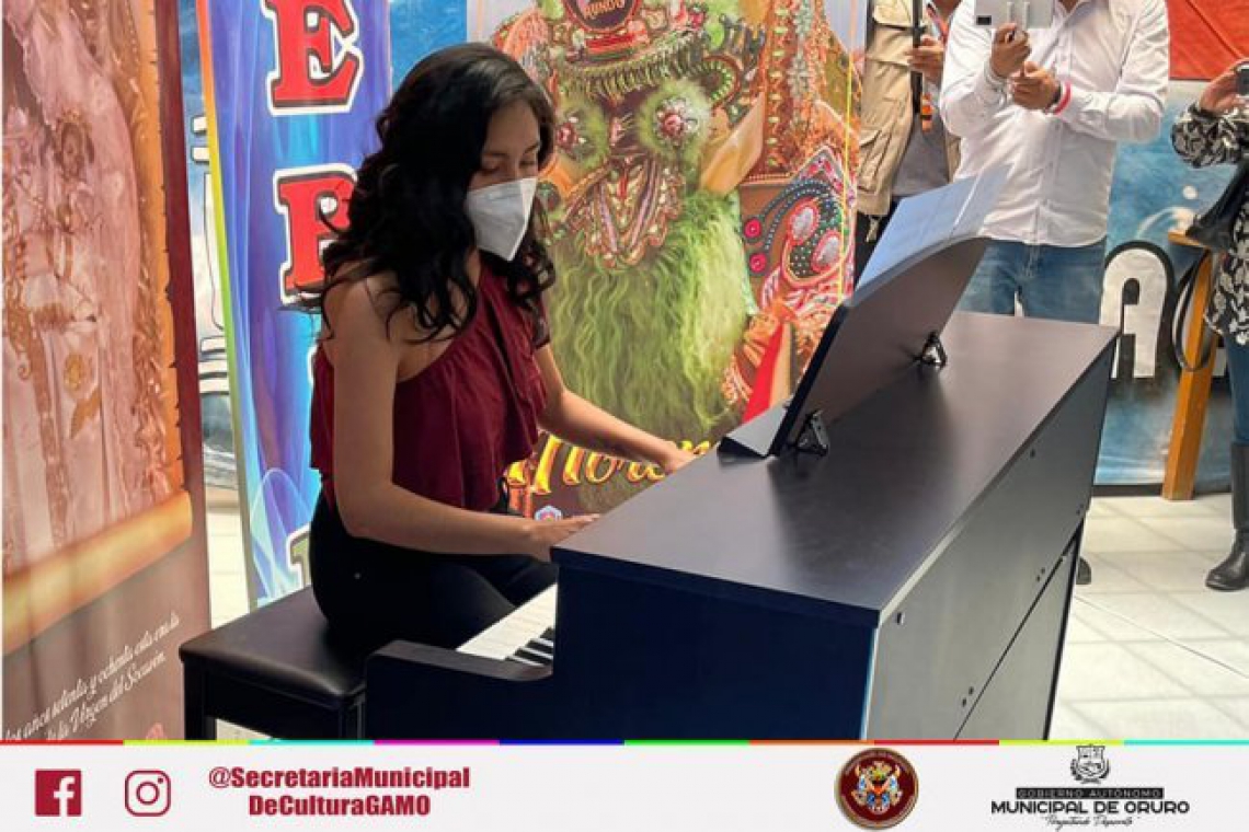 Se presentó el libro “Antología de la Cueca Orureña” 