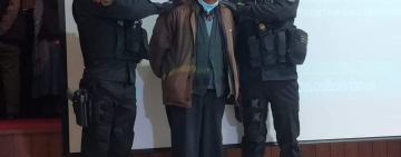 Policía presenta a feminicida y justicia lo recluye en Chonchocoro en La Paz