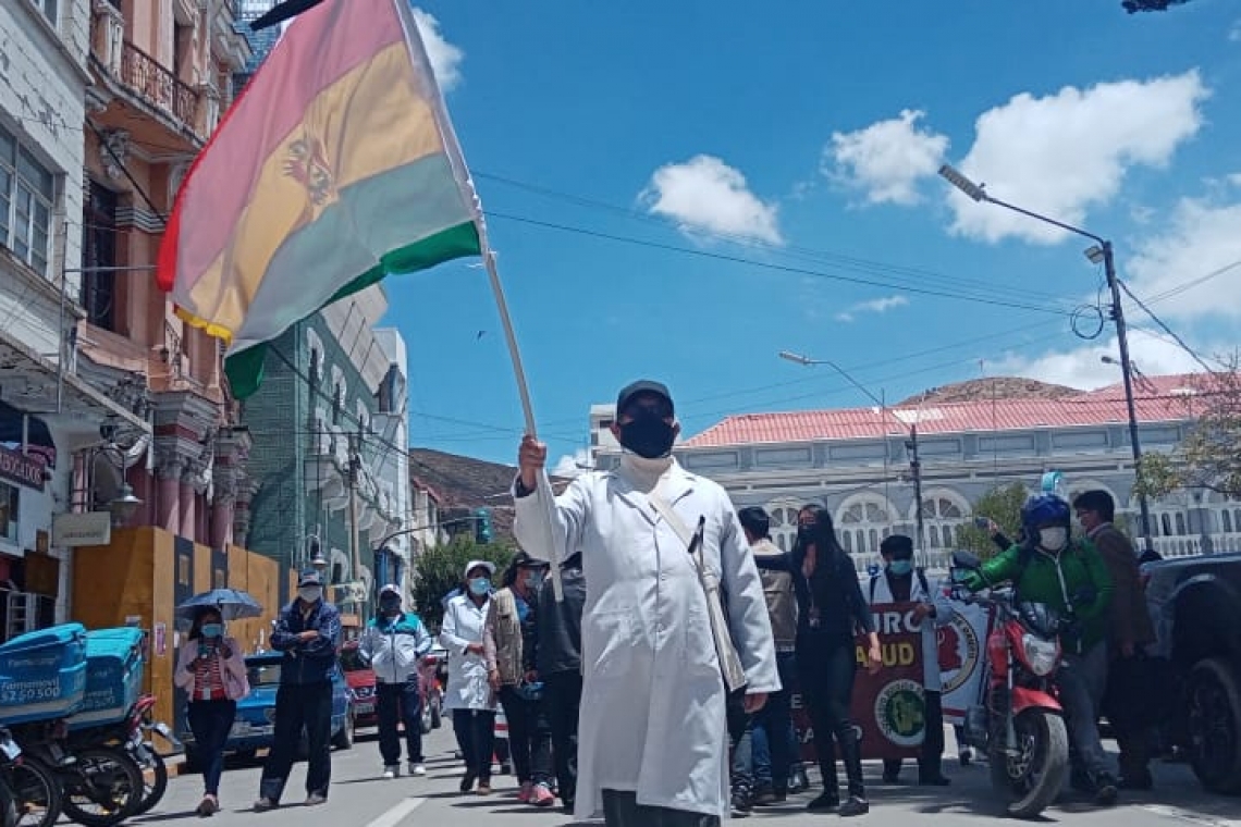 Médicos mantendrán movilizaciones hasta la abrogación de Ley de Emergencia Sanitaria