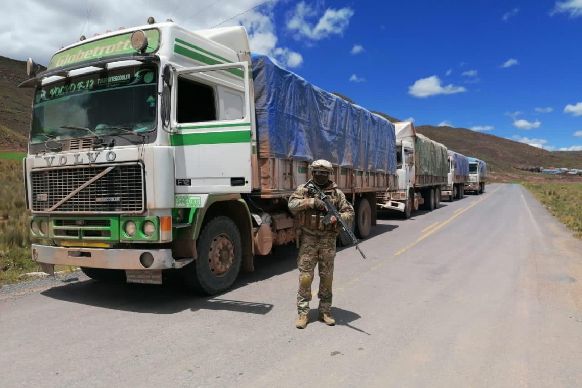 Decomisan ropa de contrabando  avaluada en 3 millones de bolivianos 