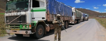 Decomisan ropa de contrabando  avaluada en 3 millones de bolivianos 