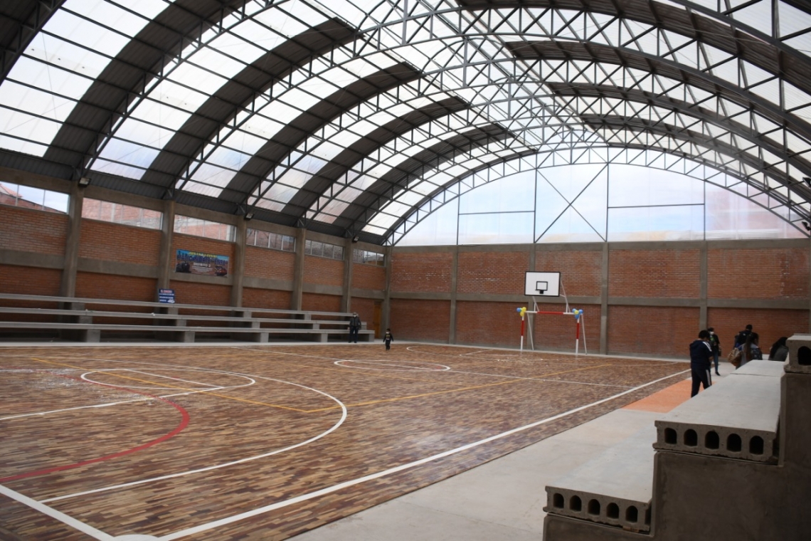 Cancha 21 de Enero ahora luce moderna y renovada 