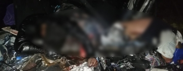 Colisión de dos camiones y una vagoneta  deja luto en la carretera Oruro-Pisiga