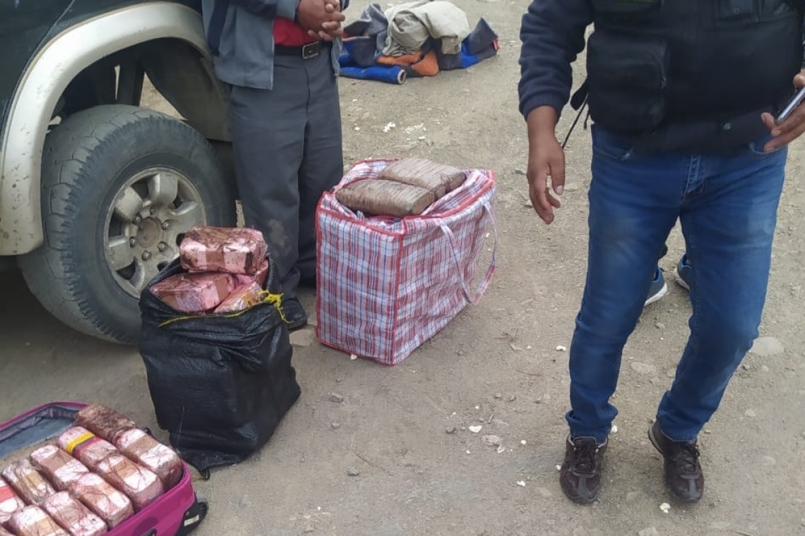 Incautan algo mas de 140 kilos de  marihuana cuyo destino final era Chile