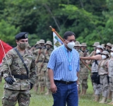 Gobierno promete erradicar 9000 has y no permitir coca en parques y reservas forestales