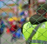 Ebrios agreden a un Policía  provocándole una herida en la cabeza