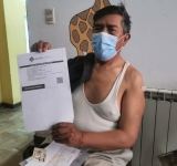 CNS vacuna a 240 adultos mayores contra el Covid-19 en Huanuni 