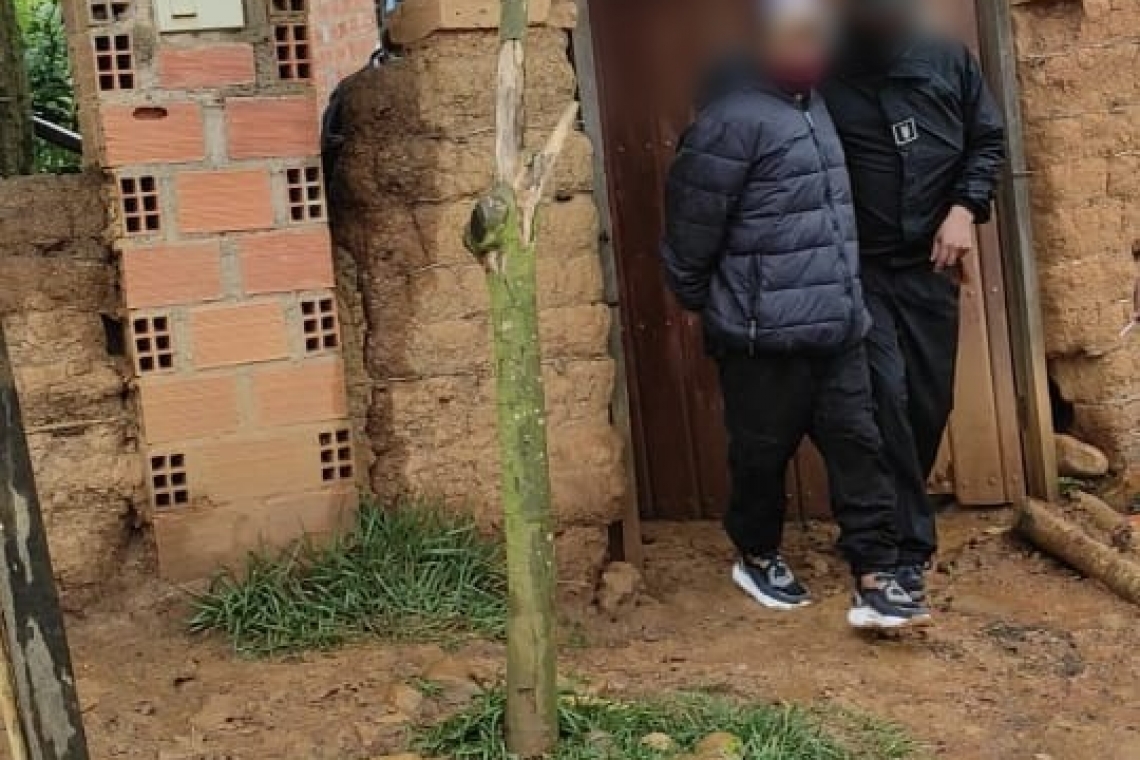 Encarcelan a presunto infanticida de niño de 4 años en Apolo