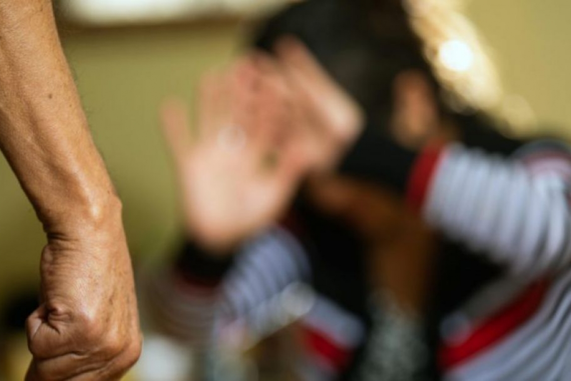 Mujer víctima de violencia pide a las  autoridades capturar y procesar a su agresor