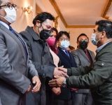 Gabinete del gobernador de Oruro es dominado por hombres 