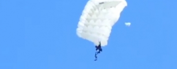 Concurso de parapente y gastronomía tradicional en la localidad de Calapaya-Pazña