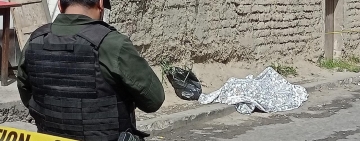 Policía captura y remite a la justicia a atracadores de una librecambista