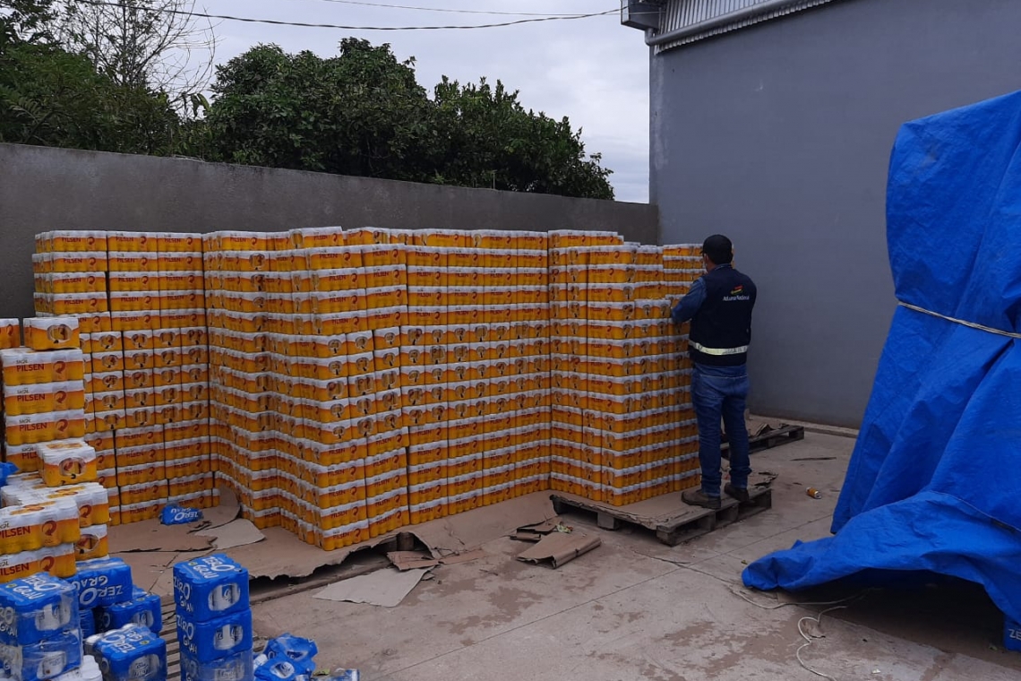 Aduana decomisa alcohol y otros productos de  contrabando con un valor de 385.000 bolivianos