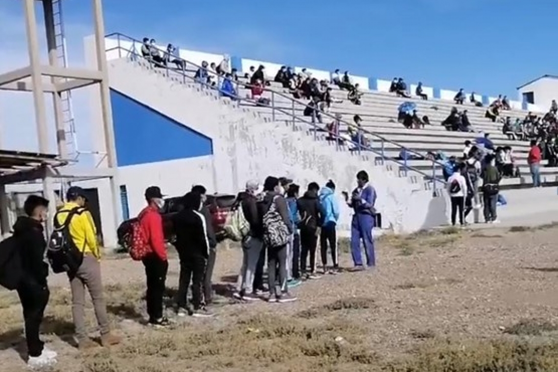 Más de 300 jóvenes futbolistas prueban suerte en San José