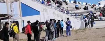 Más de 300 jóvenes futbolistas prueban suerte en San José