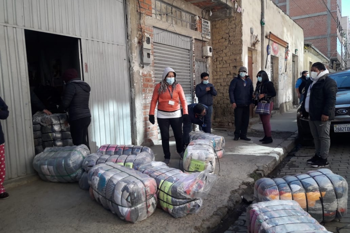 Investigan a gente que toma de rehenes a fiscales en operativo aduanero