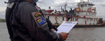 Armada inspecciona 24 remolcadores y barcazas en la Hidrovía Paraguay-Paraná