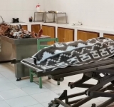 Encuentran los cadáveres de 2 varones con heridas provocadas por puñaladas 