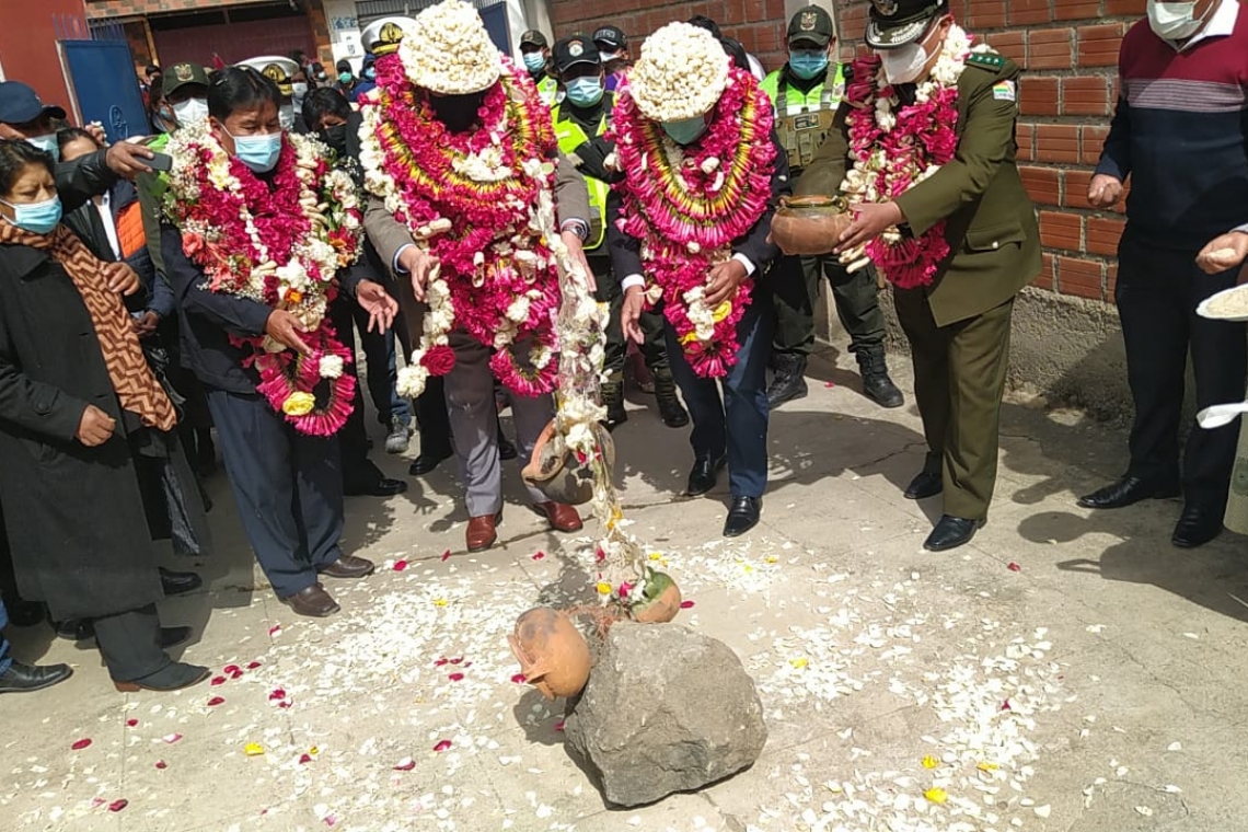 Comprometen dinero para construcción de “Asiento Fiscal de Copacabana
