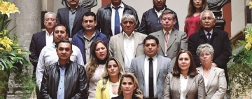 Diez exministros de Añez comparecerán ante la Fiscalía por gases lacrimógenos