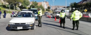 Tránsito prepara proyecto para evitar transgresiones a la norma en la Autopista La Paz-El Ato