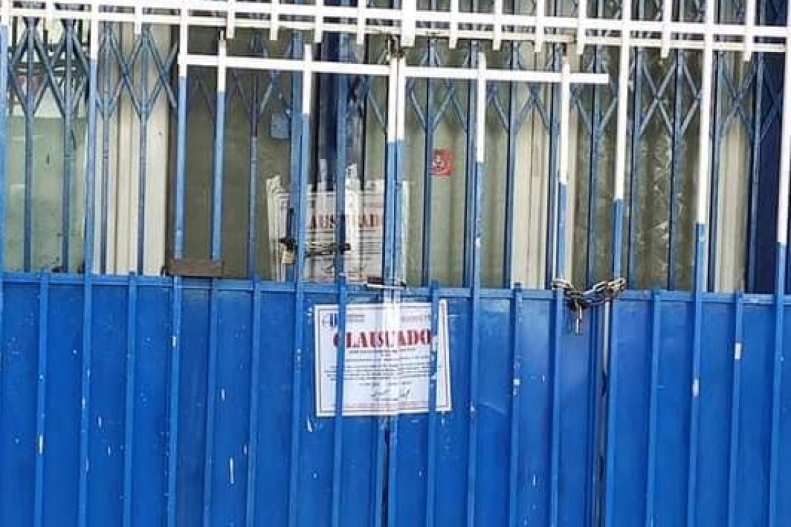 Le llueven problemas al Santo, clausuran su sede por una deuda