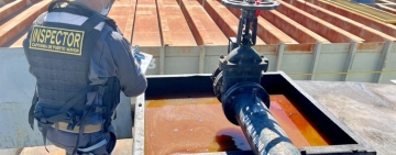 Inspeccionan barcazas con bandera extranjera que importaron combustible en el Canal Tamengo