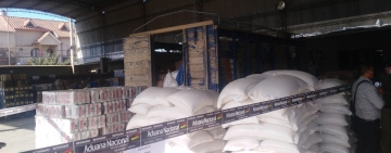 Decomisan bebidas y frutas de contrabando cuyo valor supera el medio millón de bolivianos 