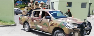 Ministro Novillo ordena relevo del CEO y equipamiento en la lucha contra el contrabando