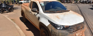 Policía de Brasil y Bolivia recuperan y devuelven vehículo robado 