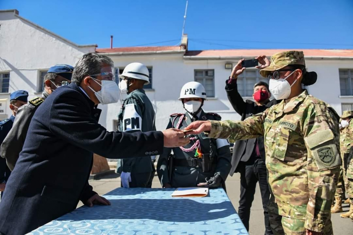 Gobierno reembolsa Bs 450 a 16.067 premilitares de la gestión 2020-2021