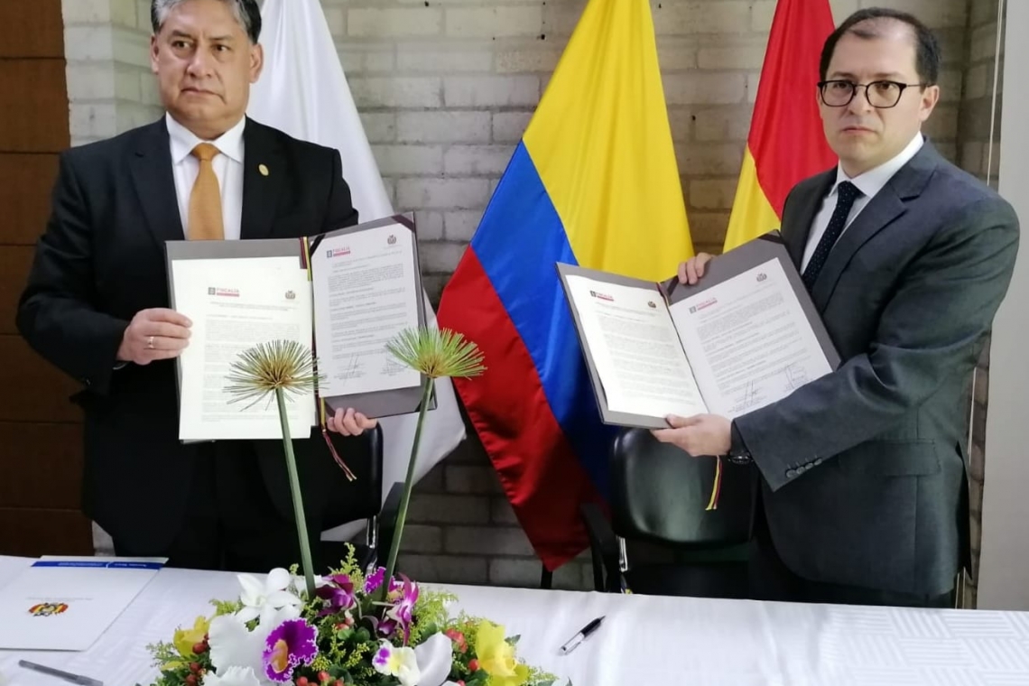 Fiscales de Bolivia y Colombia acuerdan lucha anticrimen e intercambio de experiencias 