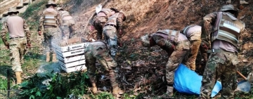 Navales hacen limpieza para prevenir enfermedades endémicas en Porvenir, Pando