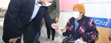 El SEGIP otorga gratuitamente 2.284 cèdulas de identidad a personas de la tercera edad