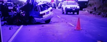 Tres muertos y siete heridos en una colisión en la carretera Camiri-Santa Cruz