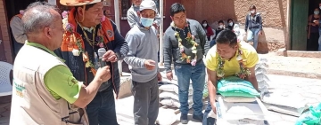 Defensa Civil entrega 9 toneladas de ayuda humanitaria en Chuquisaca