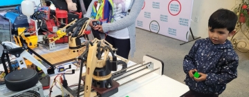 Armada Boliviana recibe Galardón “Atlas Plateado” en la Fipaz