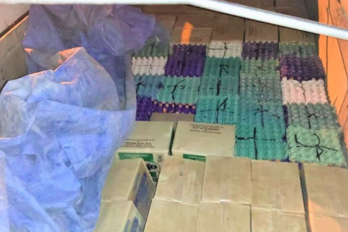 Militares del CEO-LCC interceptan camión con alimentos perecederos 