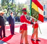 Presidentes de Bolivia y Perú rinden tributo al Mariscal Andrés de Santa Cruz