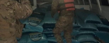 Militares incautan un camión con granos de lenteja en Chua Cocani