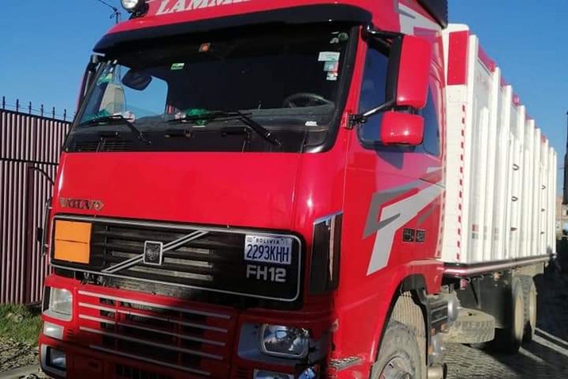 Militares comisan vehículos y mercadería ilegal internada al país por zonas fronterizas