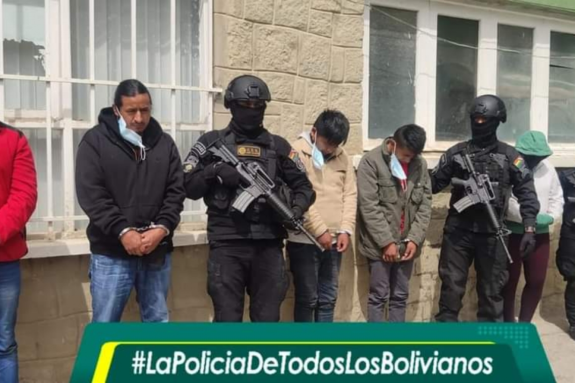 La FELCN en dos operativos afecta al narcotráfico con $us 1,5 millones