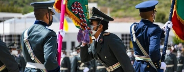 Presidente Arce realza egreso de 328 sargentos de las FFAA y pide servicio a la población