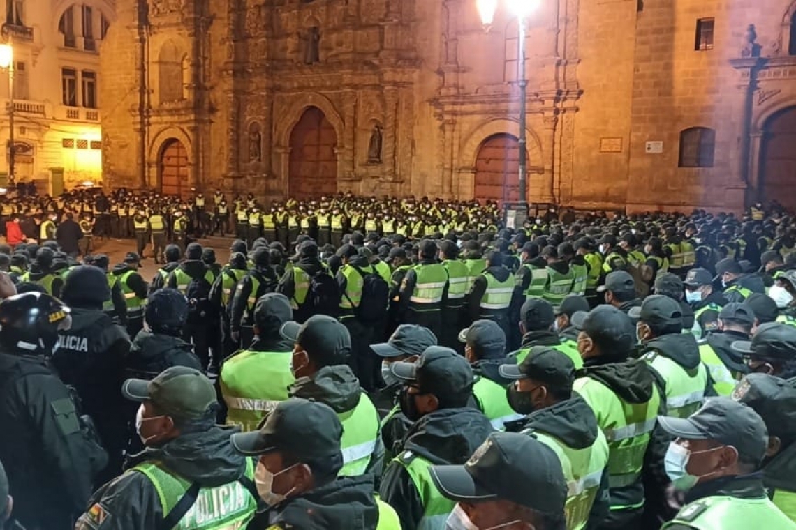 Gobierno y Policía activan plan “Juntos por una Navidad Segura”