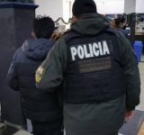 Migración detecta falso carnet de vacunación