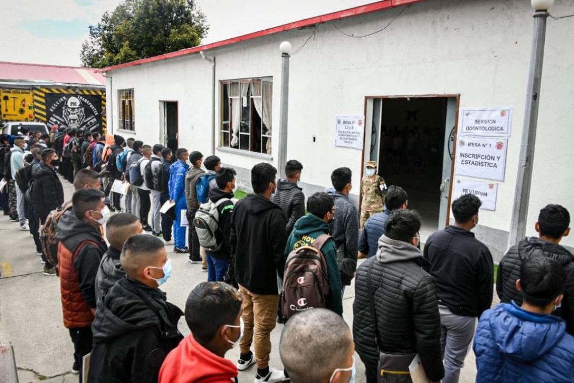 En medio del interés de servir a la Patria, se inicia el reclutamiento para el servicio militar