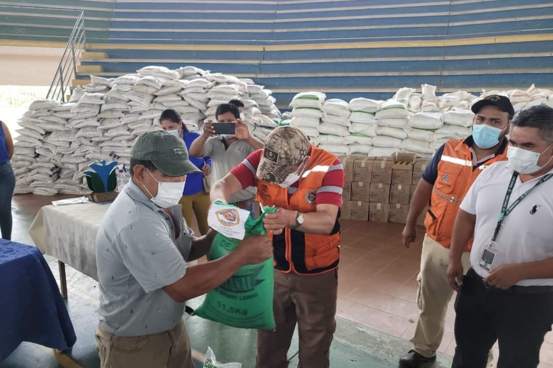 Entregan ayuda humanitaria a 829 familias damnificadas en San Julián 