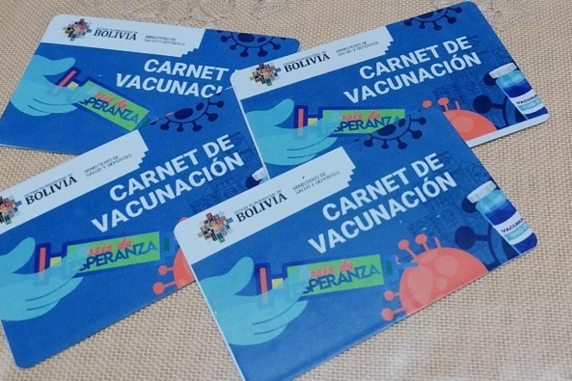 Justicia rechaza acciones contra decretos de carnet de vacunación COVID-19