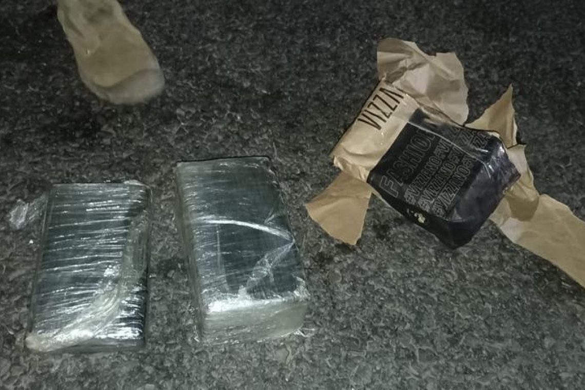 Aduana detecta 30 kilos de clorhidrato camuflada en regalos en Santa Cruz